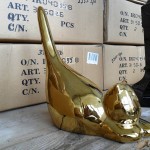 Decoratie kater te koop bij Veldt Restpartijen te Heerle