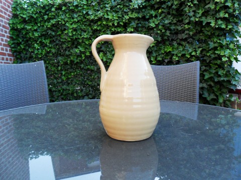 Aardewerk kan te koop bij Veldt Restpartijen te Heerle