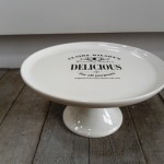 Taart plateau Claire Wilson's te koop bij Veldt Restpartijen te Heerle