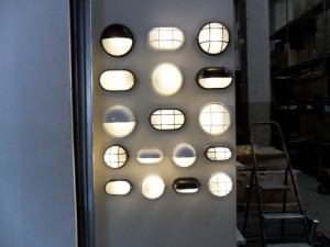 Diverse lampen te koop bij Veldt Restpartijen te Heerle