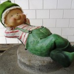 Liggend jongetje te koop bij Veldt Restpartijen te Heerle