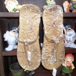 Decoratie sandalen te koop bij Veldt Restpartijen te Heerle