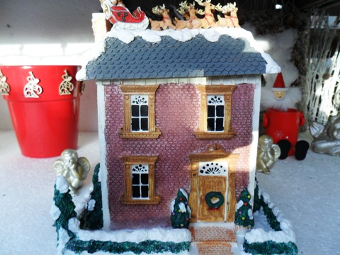 Kersthuis te koop bij Veldt Restpartijen te Heerle