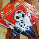 Voetbalvlag slinger te koop bij Veldt Restpartijen te Heerle