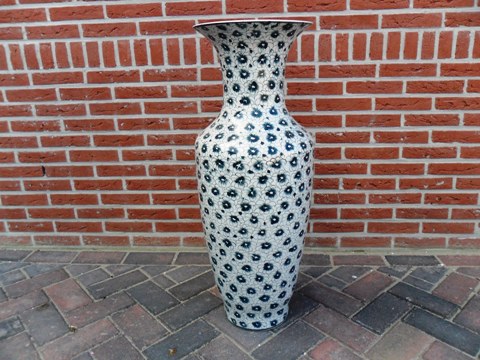 Chinese Vaas te koop bij Veldt Restpartijen te Heerle