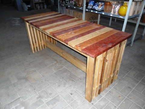 Steigerhouten tafel te koop bij Veldt Restpartijen te Heerle