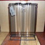 Tafeldecoratie: 2 vaasjes in houder te koop bij Veldt Restpartijen te Heerle