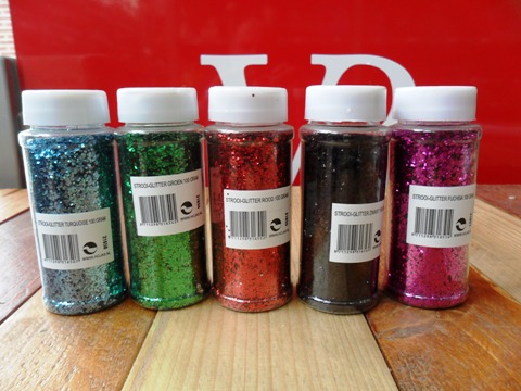 Strooi-glitter diverse kleuren te koop bij Veldt Restpartijen te Heerle