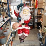 Klimmende kerstman te koop bij Veldt Restpartijen te Heerle