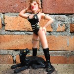 Erotisch vrouwenbeeldje 7