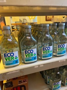 EcoVer vloeibaar wasmiddel te koop bij Veldt Restpartijen te Heerle
